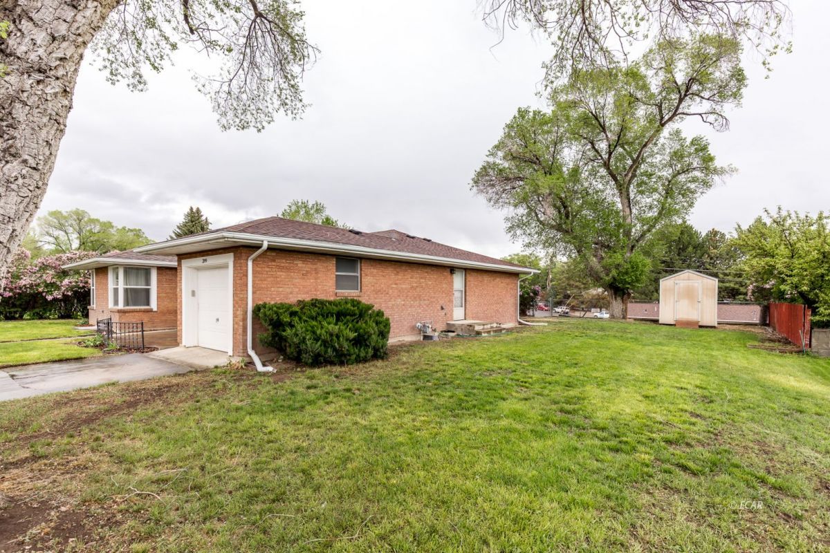 399 Cedar Street Elko, NV 89801 - Photo 4 of 32 Gallery Image 4