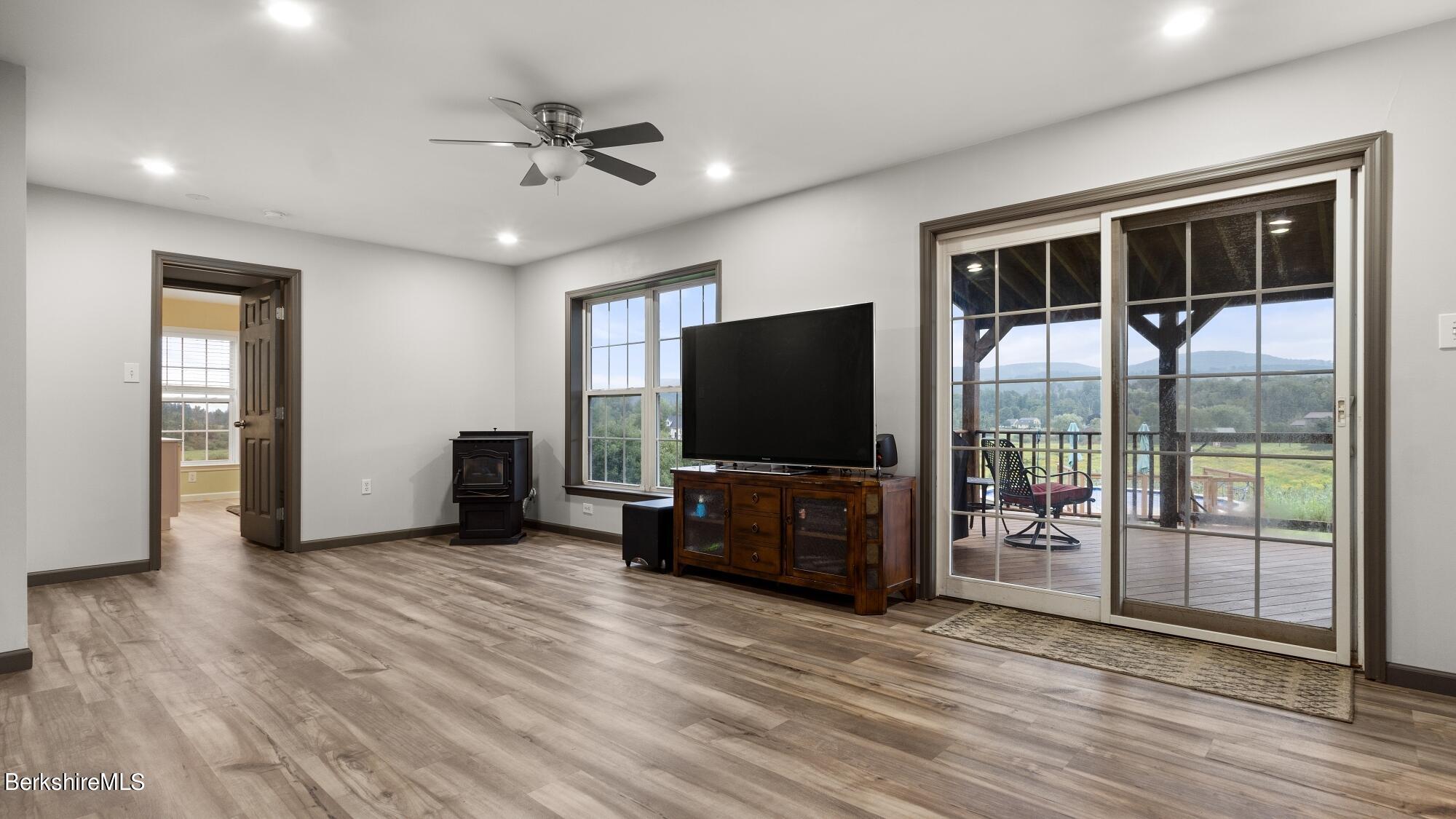 278 East Harbor Road Cheshire, MA 01225 - Photo 18 of 36 Living Room