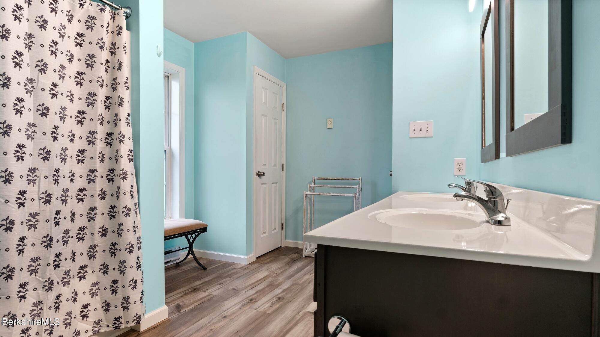 278 East Harbor Road Cheshire, MA 01225 - Photo 34 of 36 Full Bathroom