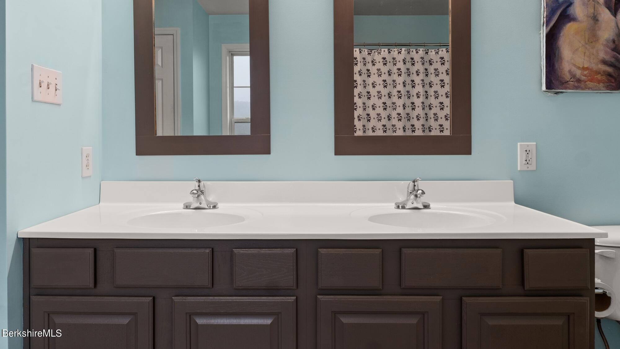 278 East Harbor Road Cheshire, MA 01225 - Photo 35 of 36 Full Bathroom