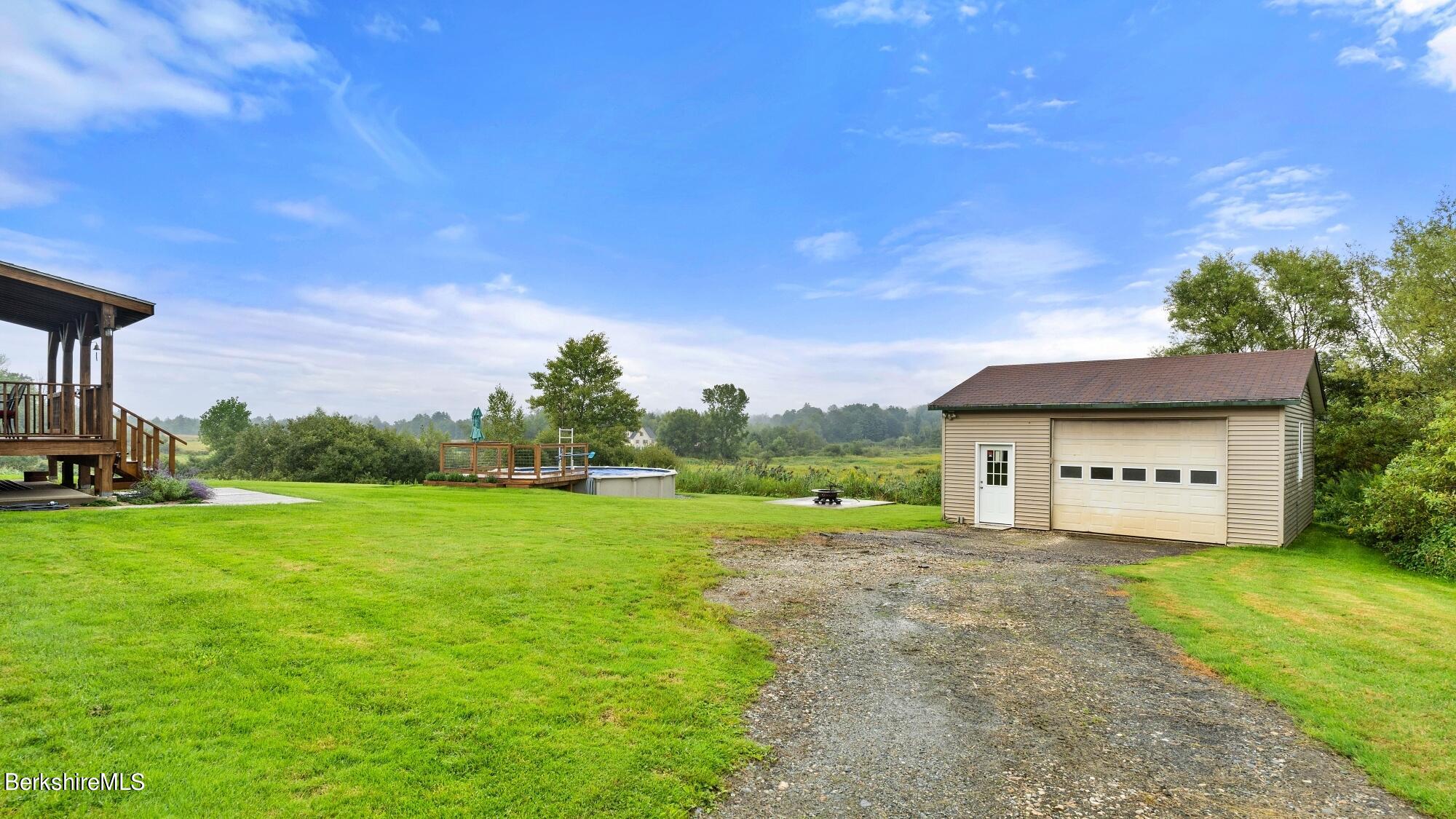 278 East Harbor Road Cheshire, MA 01225 - Photo 9 of 36 Garage/Workshop
