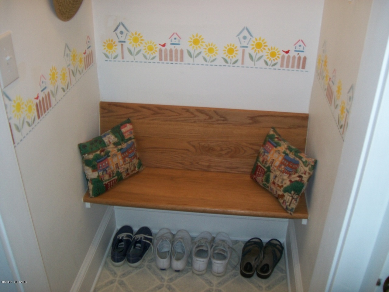 166 Shell Landing Road Beaufort, NC 28516 - Photo 12 of 29 Shoe seat!