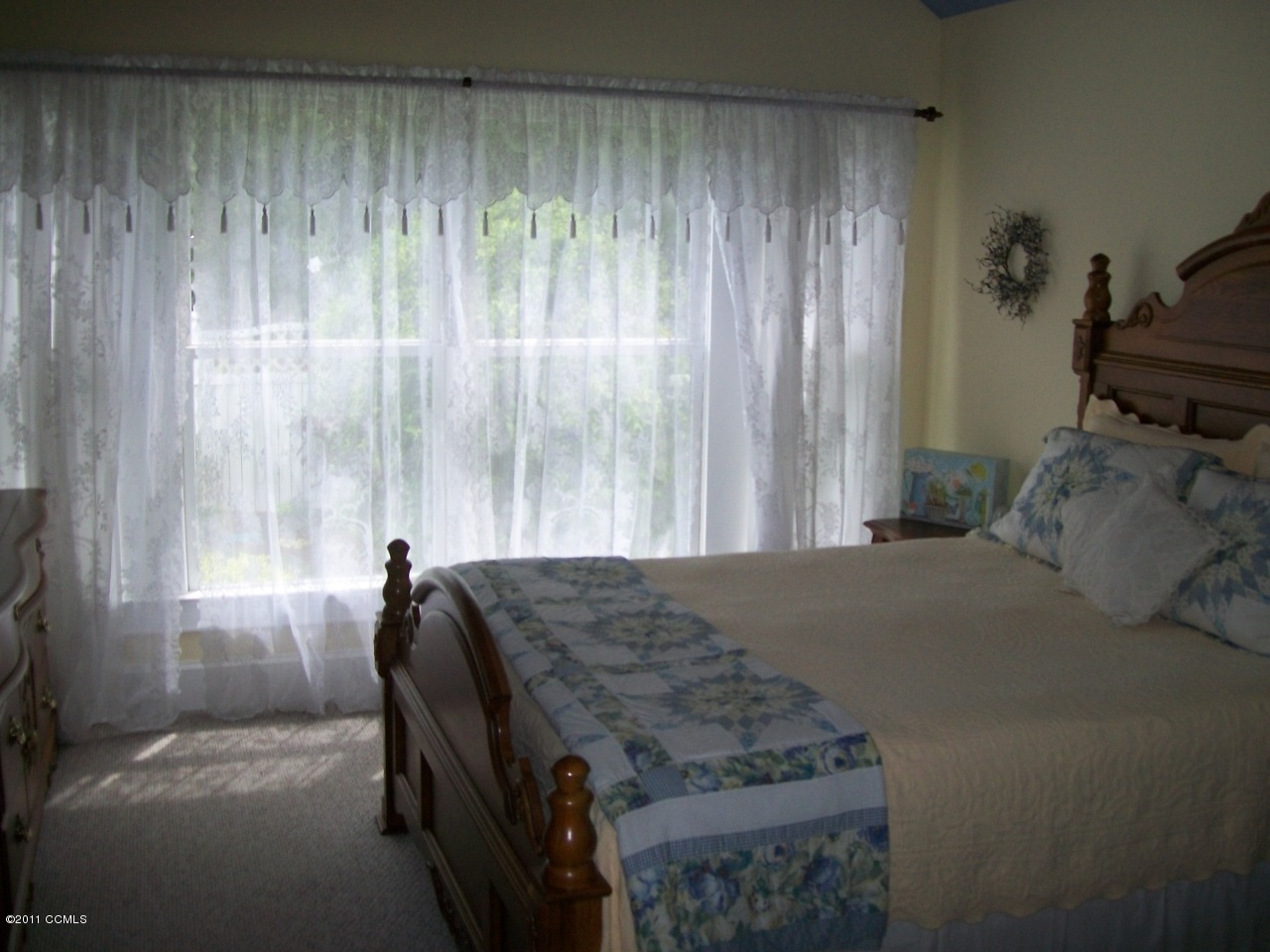 166 Shell Landing Road Beaufort, NC 28516 - Photo 13 of 29 Master bedroom