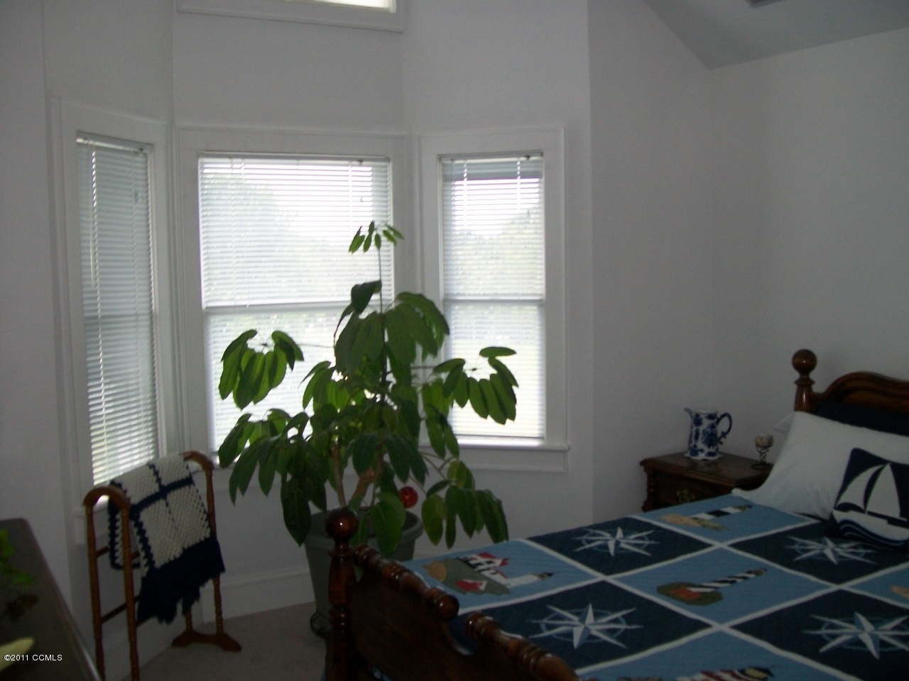 166 Shell Landing Road Beaufort, NC 28516 - Photo 20 of 29 3rd bedroom