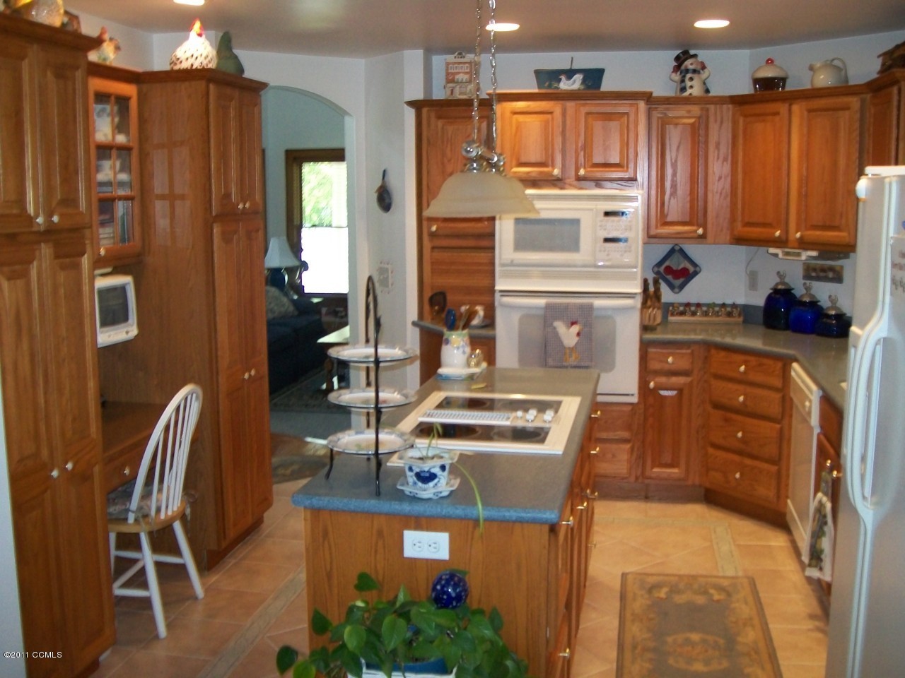 166 Shell Landing Road Beaufort, NC 28516 - Photo 10 of 29 Kitchen 2