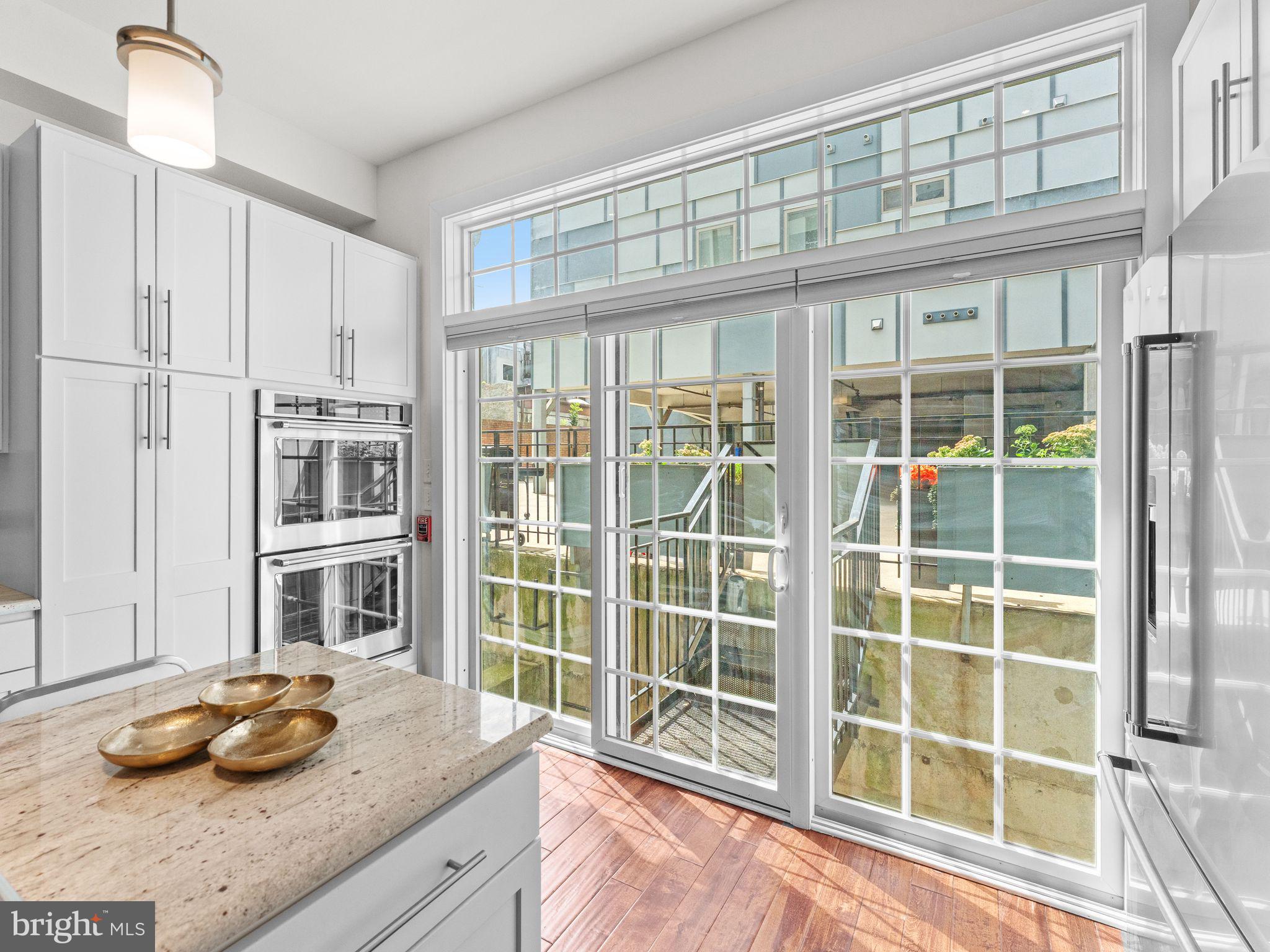 512 South Front Street, Unit 2 Philadelphia, PA 19147 - Photo 13 of 52