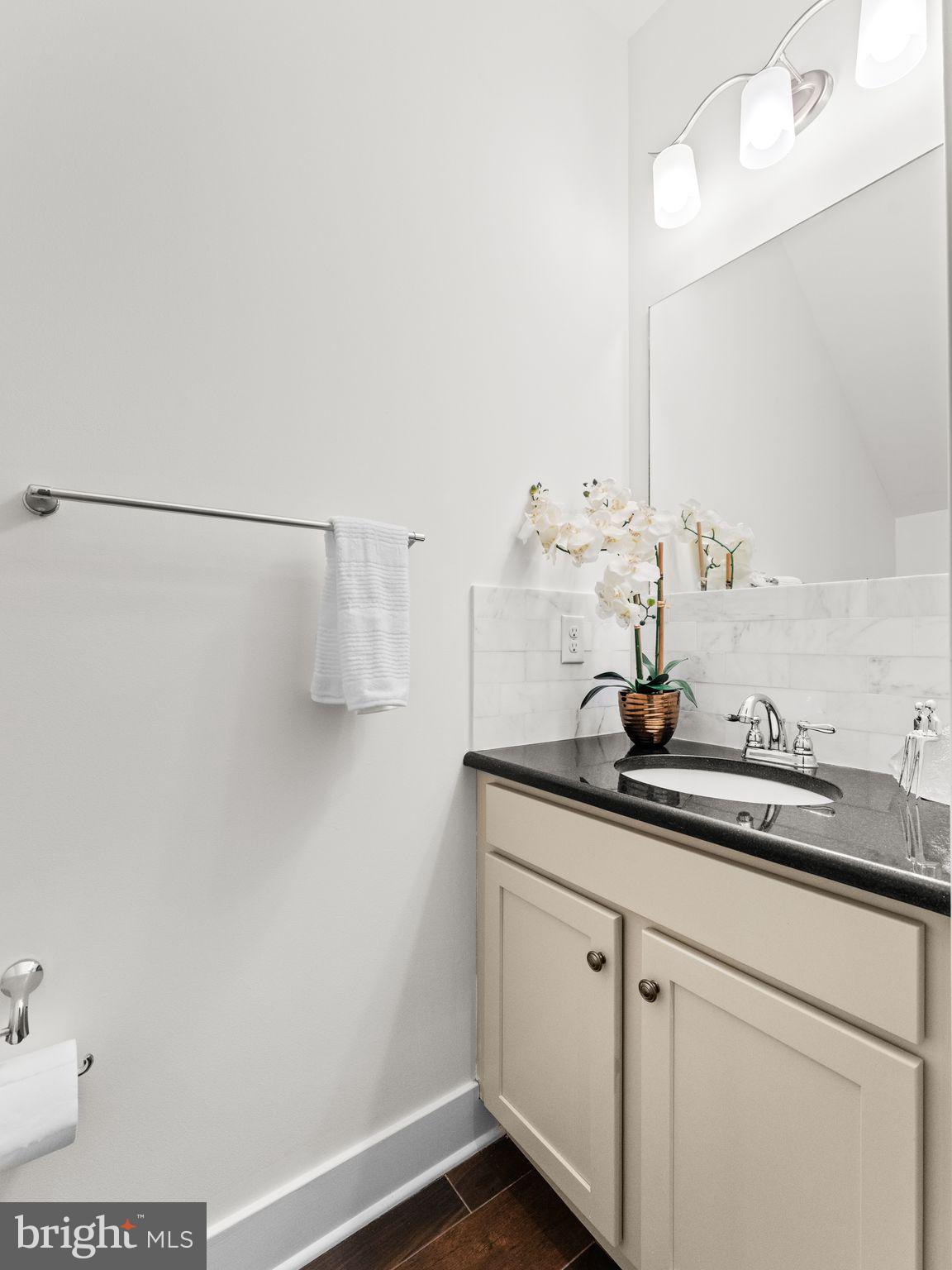 512 South Front Street, Unit 2 Philadelphia, PA 19147 - Photo 37 of 52