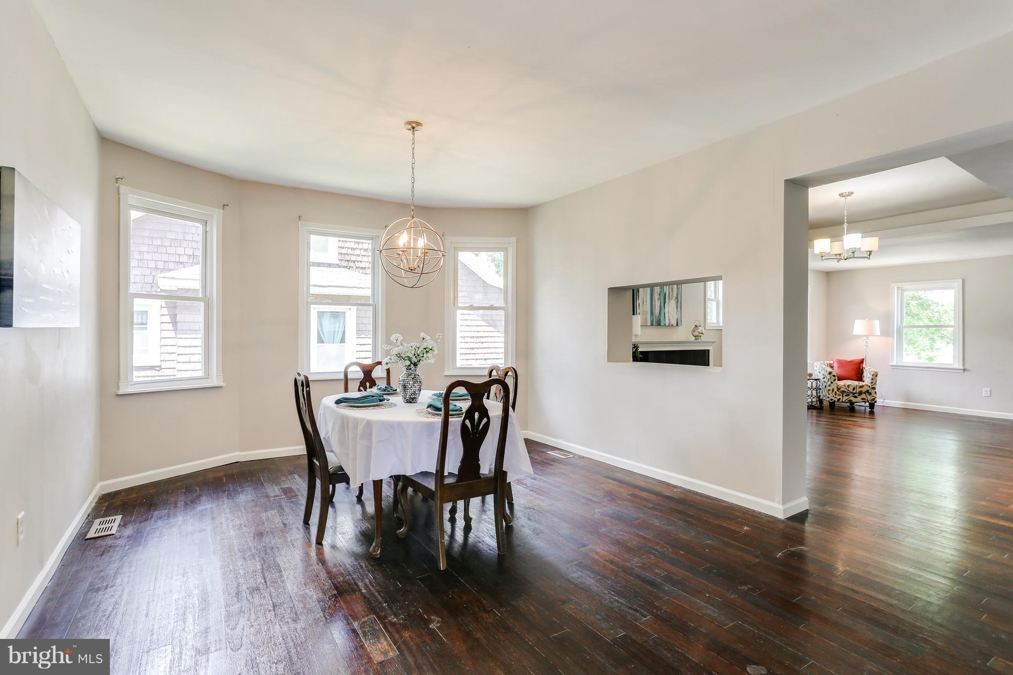 4504 Ritchie Highway Baltimore, MD 21225 - Photo 7 of 21 Sun filled Dining Room
