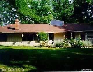 8055 Hogan Road Fenton, MI 48430 - Photo 1 of 1 Listing Image