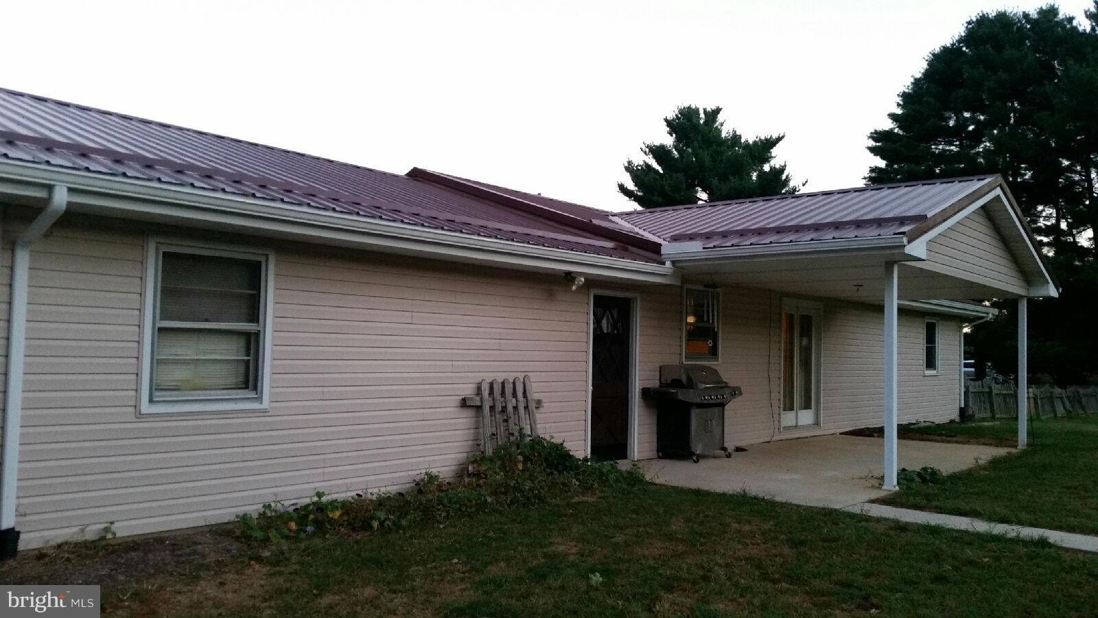 13159 Edgemont Road Smithsburg, MD 21783 - Photo 18 of 30 Exterior (Rear)