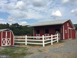 13159 Edgemont Road Smithsburg, MD 21783 - Photo 26 of 30 Exterior (General)