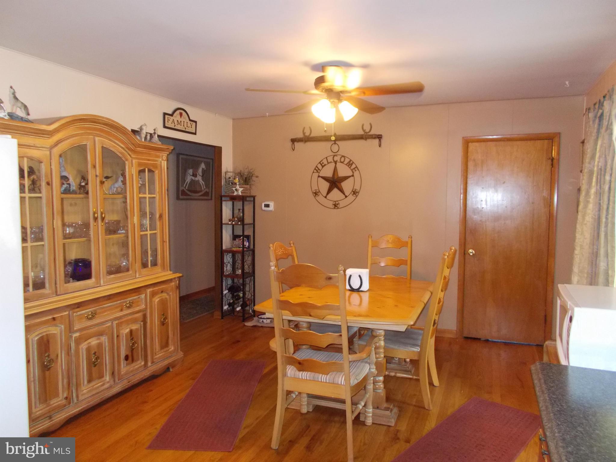 13159 Edgemont Road Smithsburg, MD 21783 - Photo 8 of 30 Dining Room