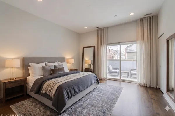 $3,700 | 1872 North Damen Avenue, Unit 2N, Chicago, IL 60647