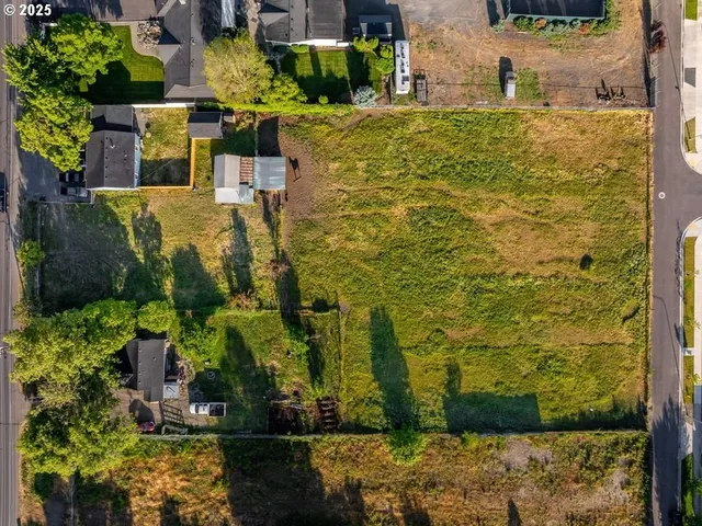 $270,000 | Stewart Avenue, Medford, OR 97501