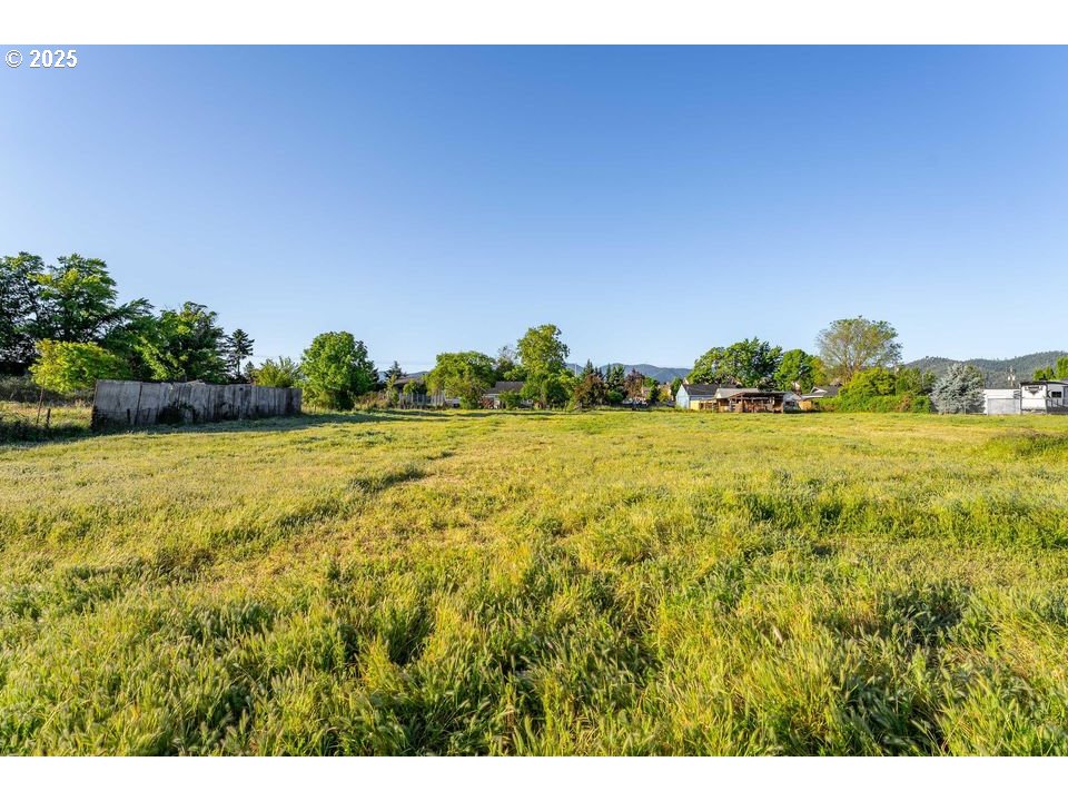 0 Aster Street Medford, OR 97501 - Photo 9 of 10