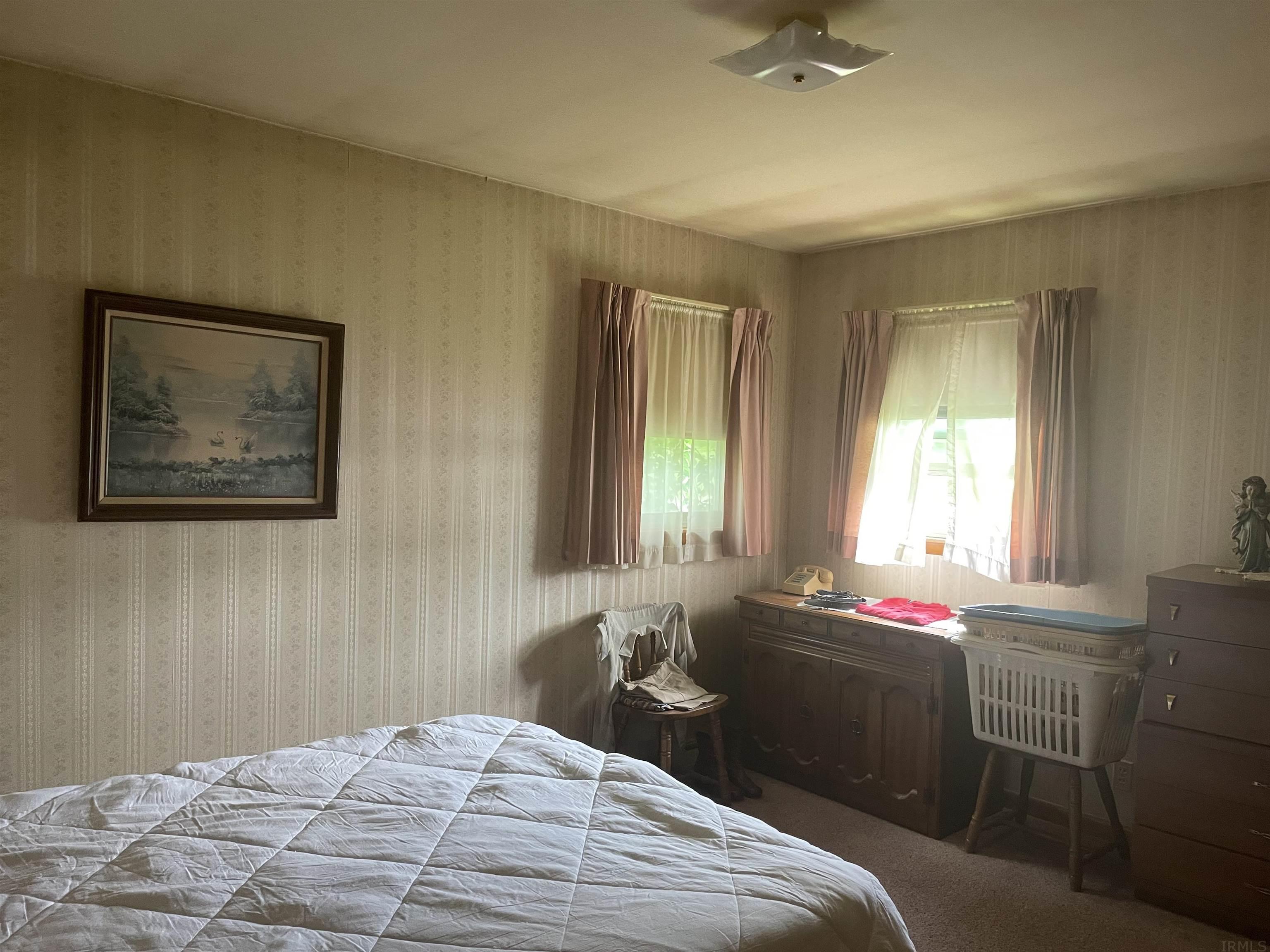 1283 North Hartstrait Road Bloomington, IN 47404 - Photo 11 of 17 Gallery Image 11