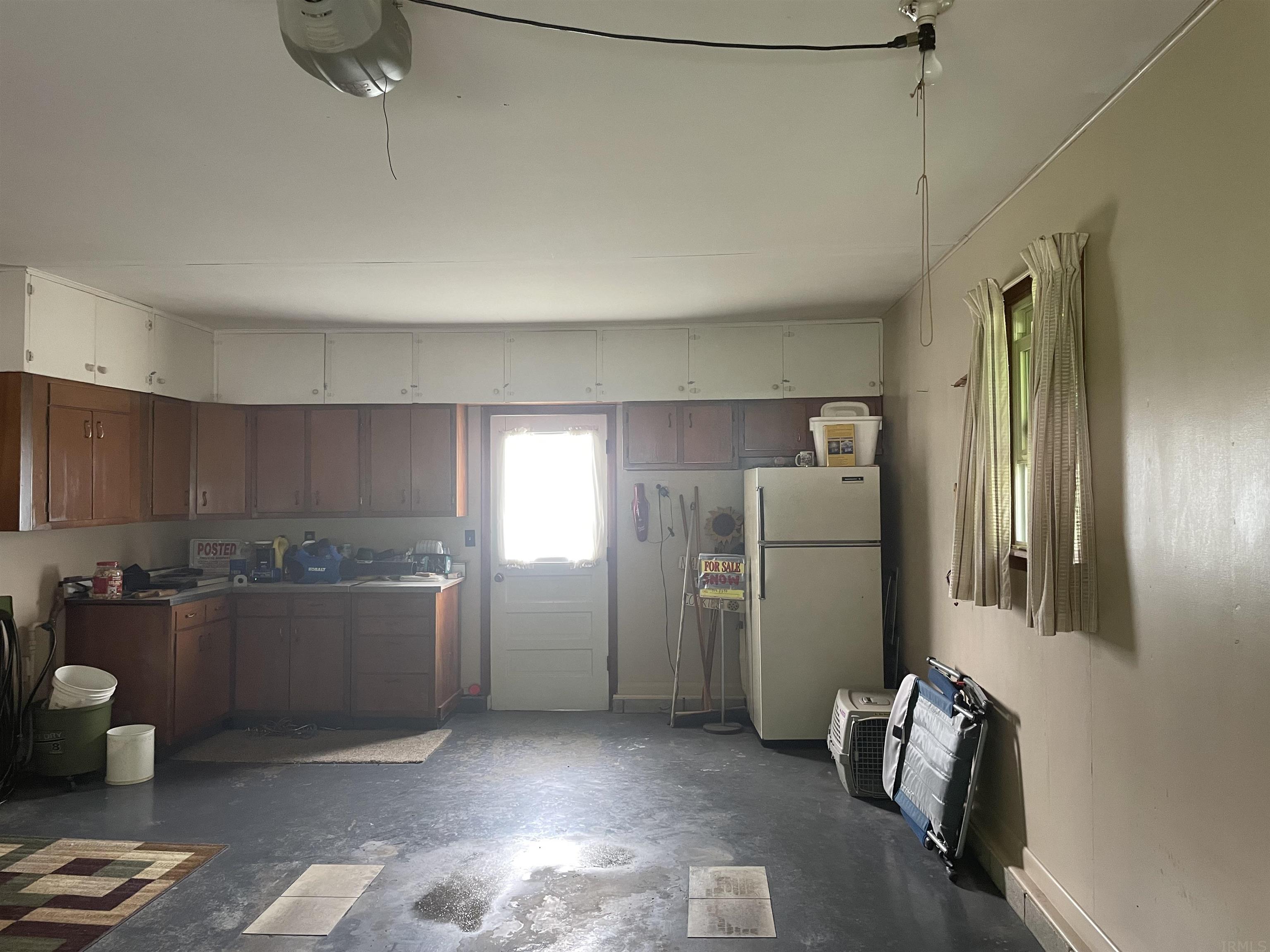 1283 North Hartstrait Road Bloomington, IN 47404 - Photo 15 of 17 Gallery Image 15