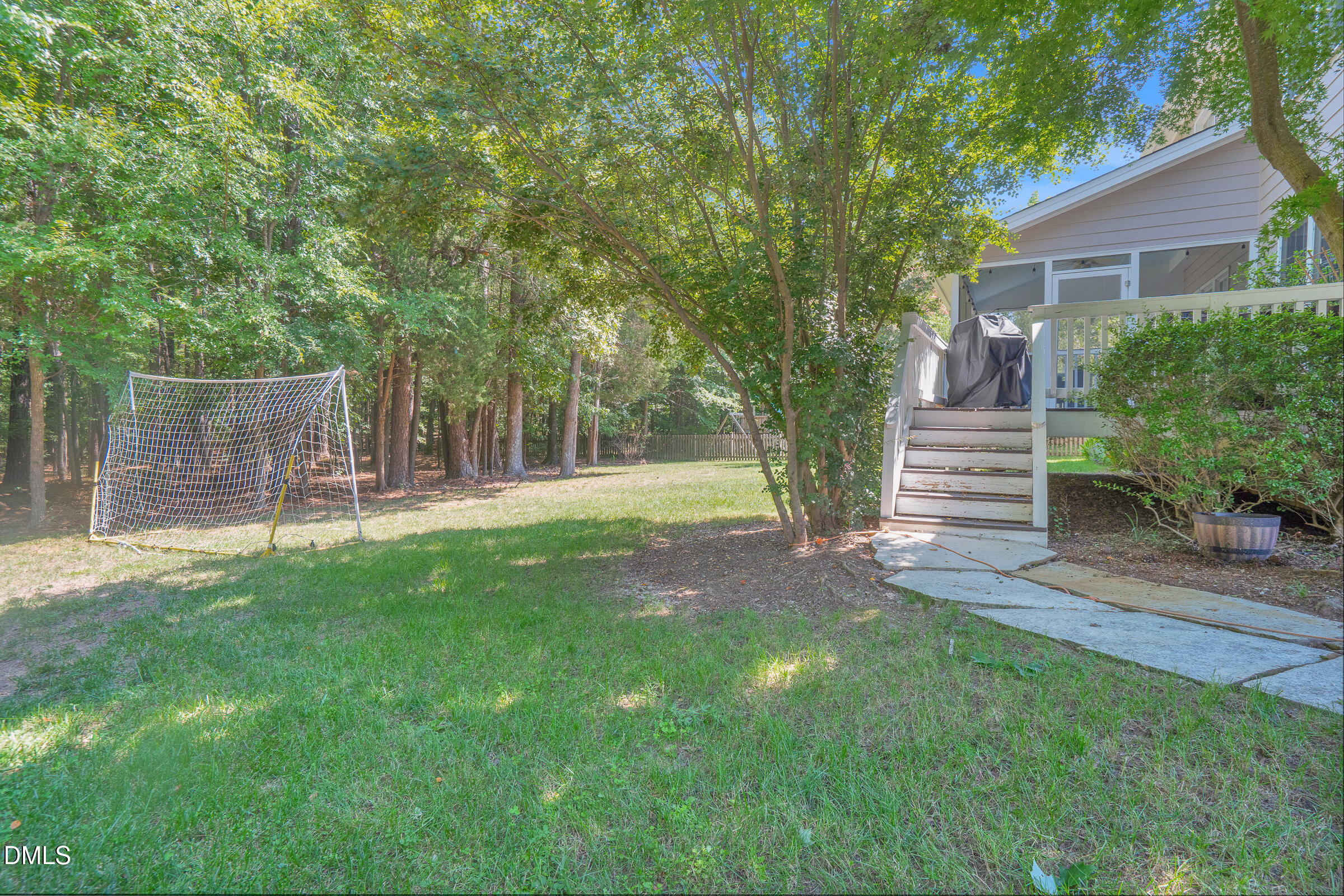 4610 Sycamore Shoals Road Durham, NC 27705 - Photo 5 of 39 DSC07947