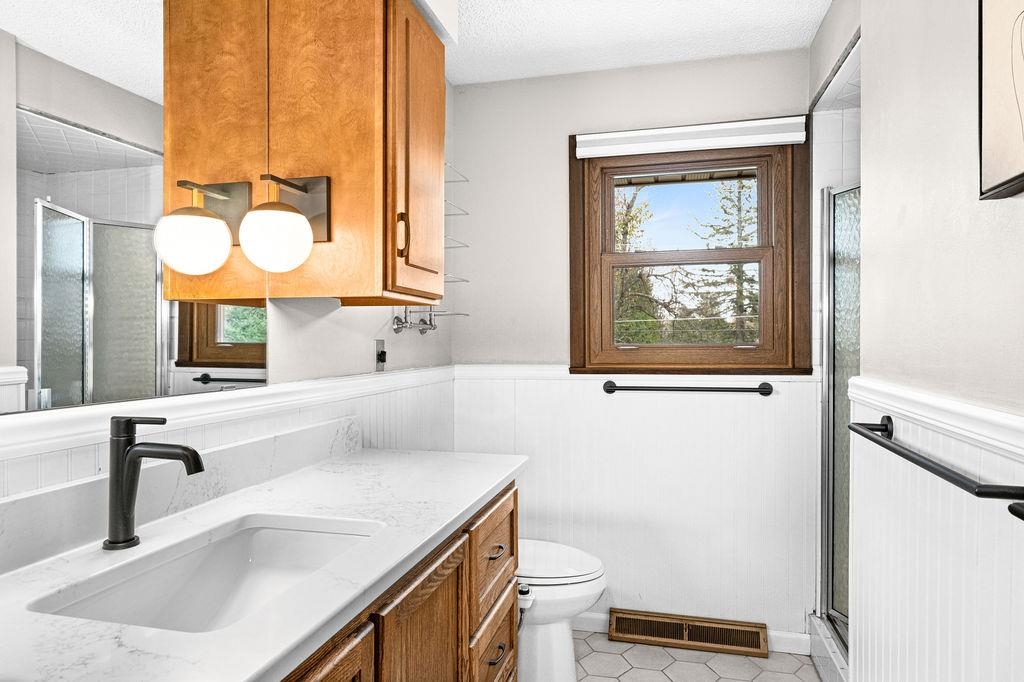 1727 N Road Duluth, MN 55811 - Photo 16 of 41