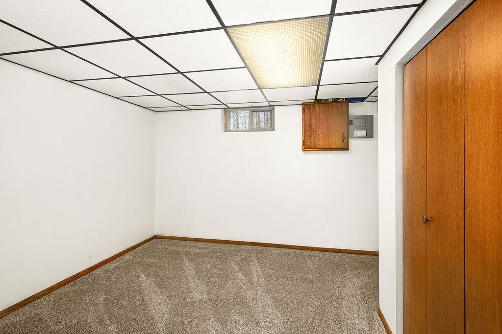 1727 N Road Duluth, MN 55811 - Photo 20 of 41