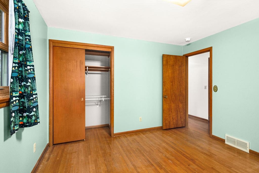 1727 N Road Duluth, MN 55811 - Photo 26 of 41