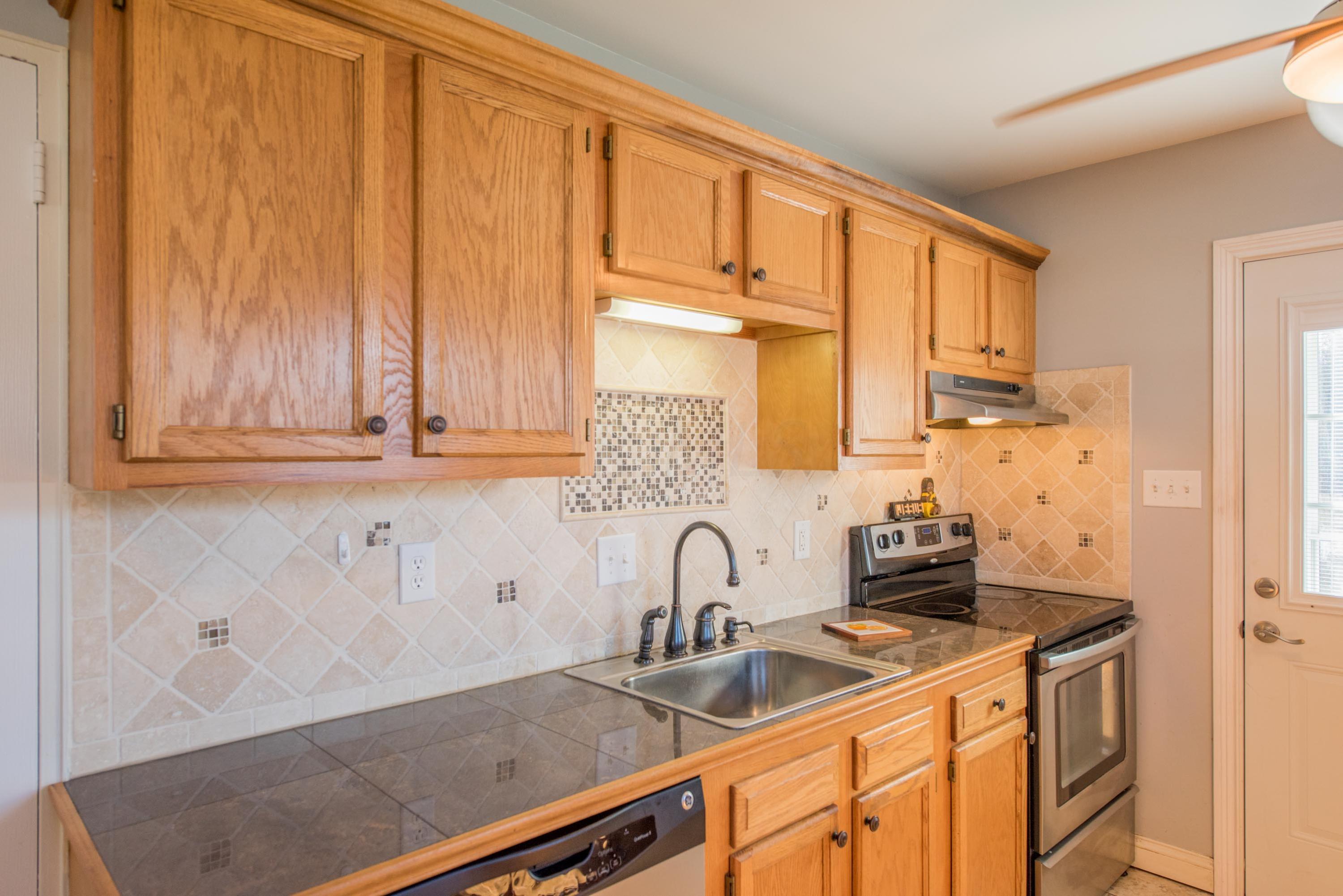1110 Country Club Road Columbus, OH 43227 - Photo 11 of 39 Gallery Image 11