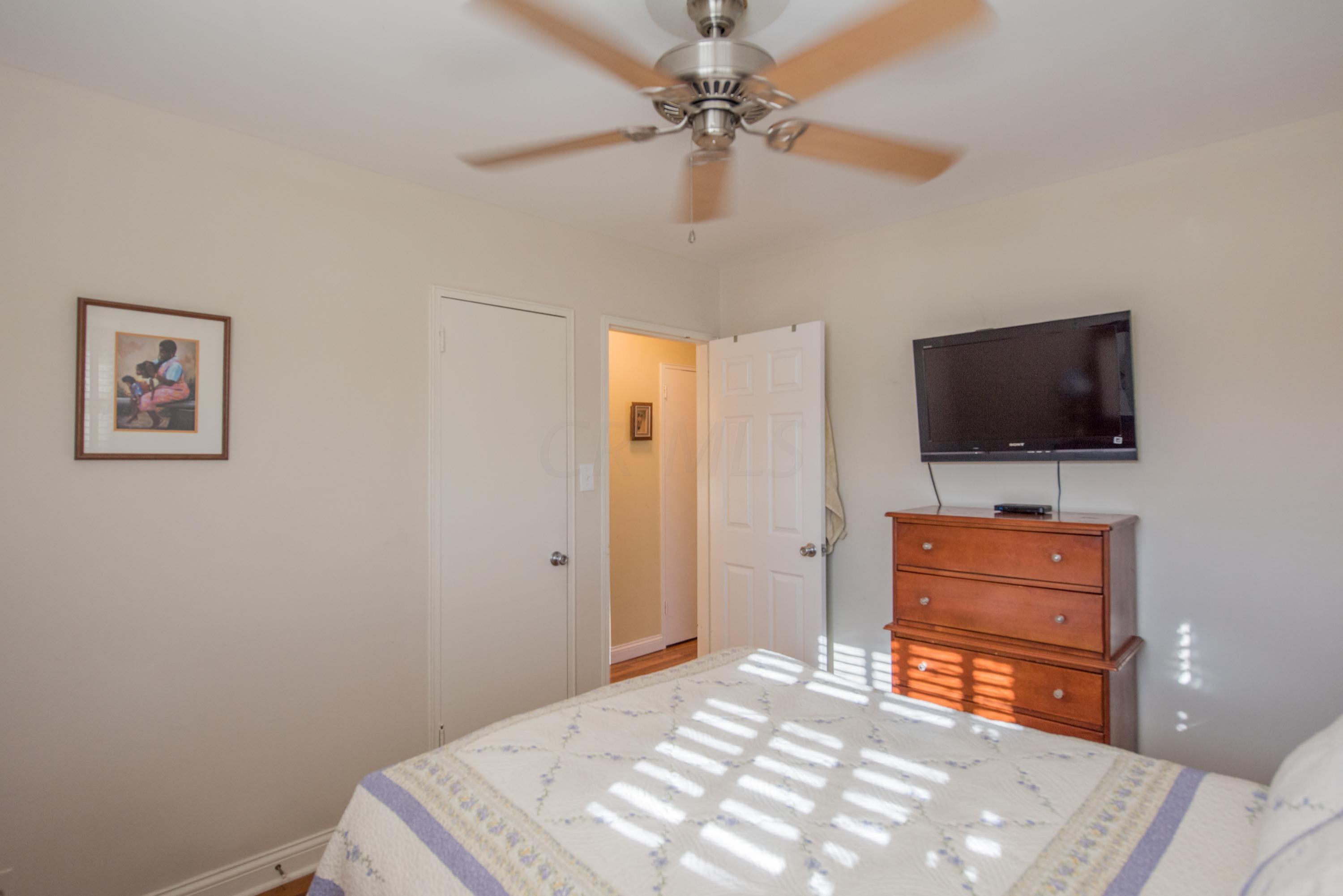 1110 Country Club Road Columbus, OH 43227 - Photo 25 of 39 Gallery Image 25