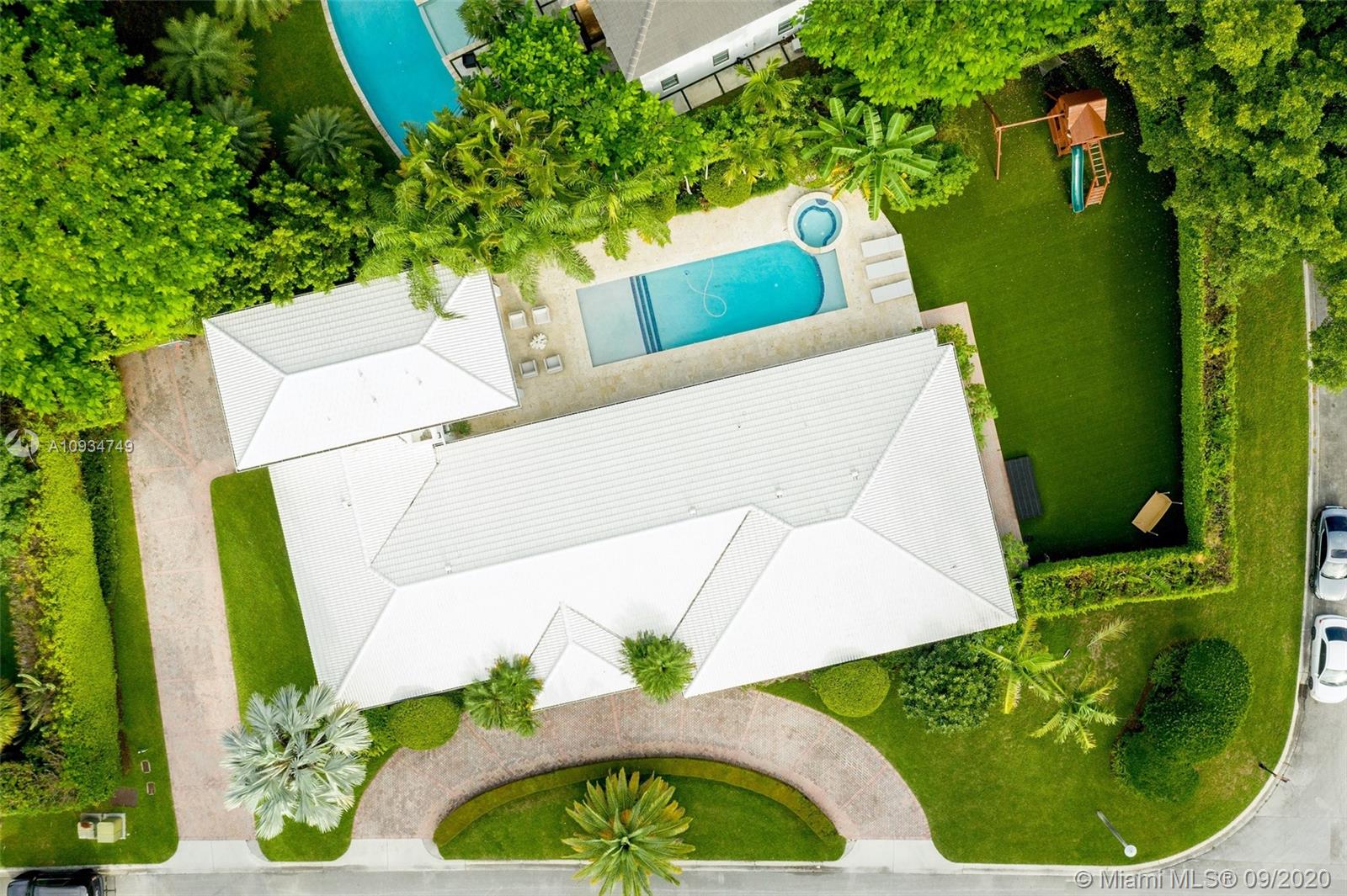 4301 Bay Point Road Miami, FL 33137 - Photo 30 of 33 a bird view of a house