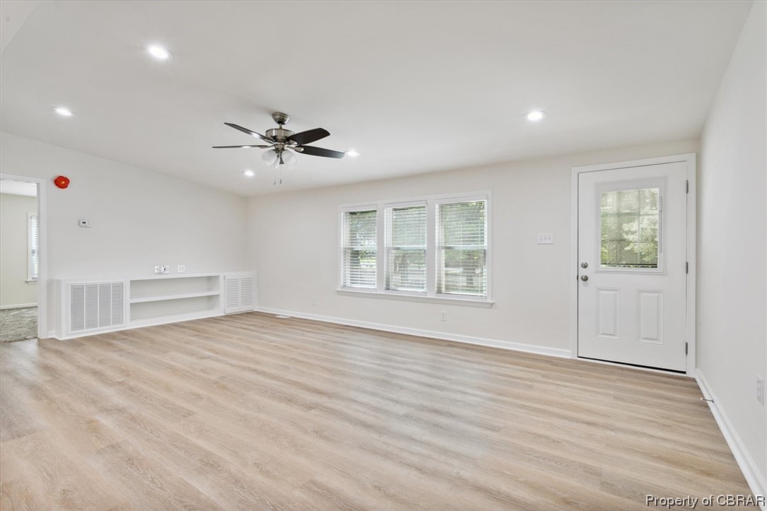 2662 Red Bank Road Gloucester, VA 23061 - Photo 9 of 46