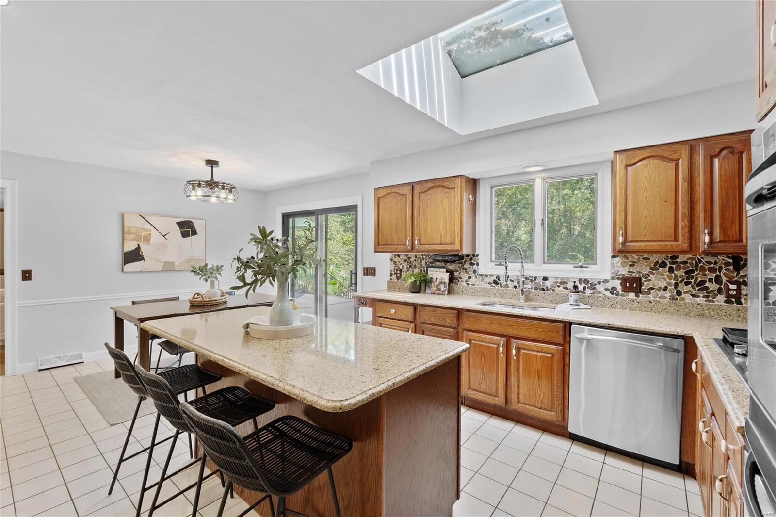 1947 Grassy Ridge Road Kirkwood, MO 63122 - Photo 12 of 42