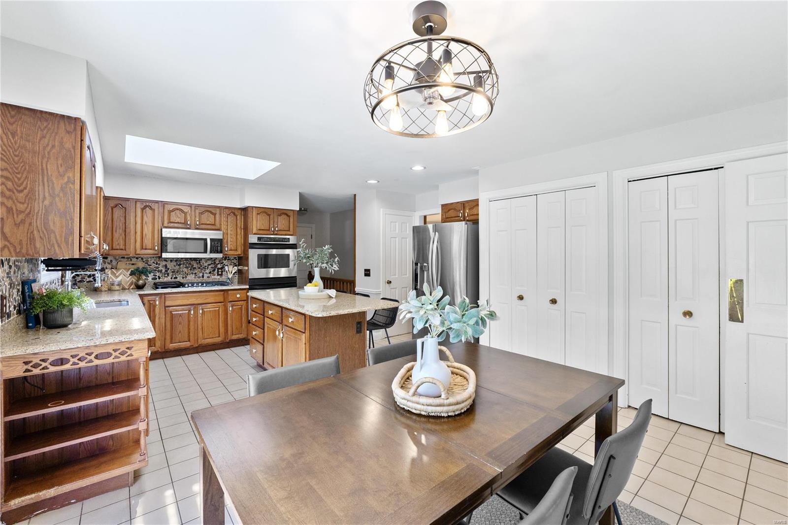 1947 Grassy Ridge Road Kirkwood, MO 63122 - Photo 13 of 42