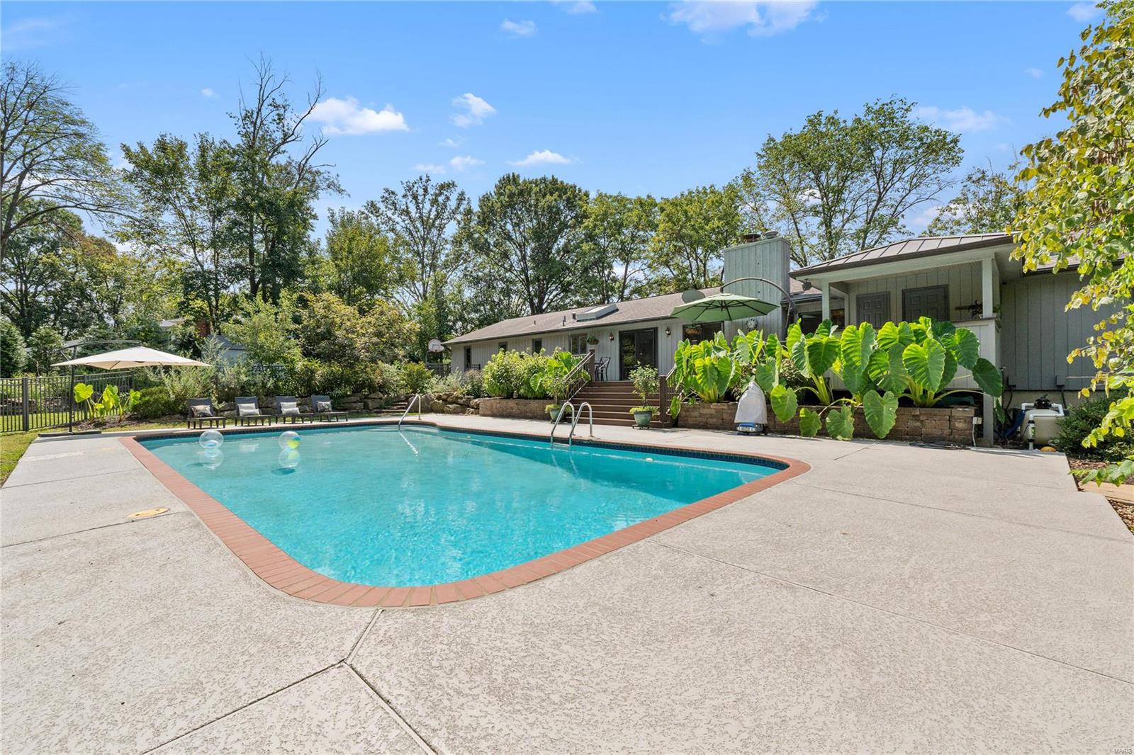 1947 Grassy Ridge Road Kirkwood, MO 63122 - Photo 35 of 42