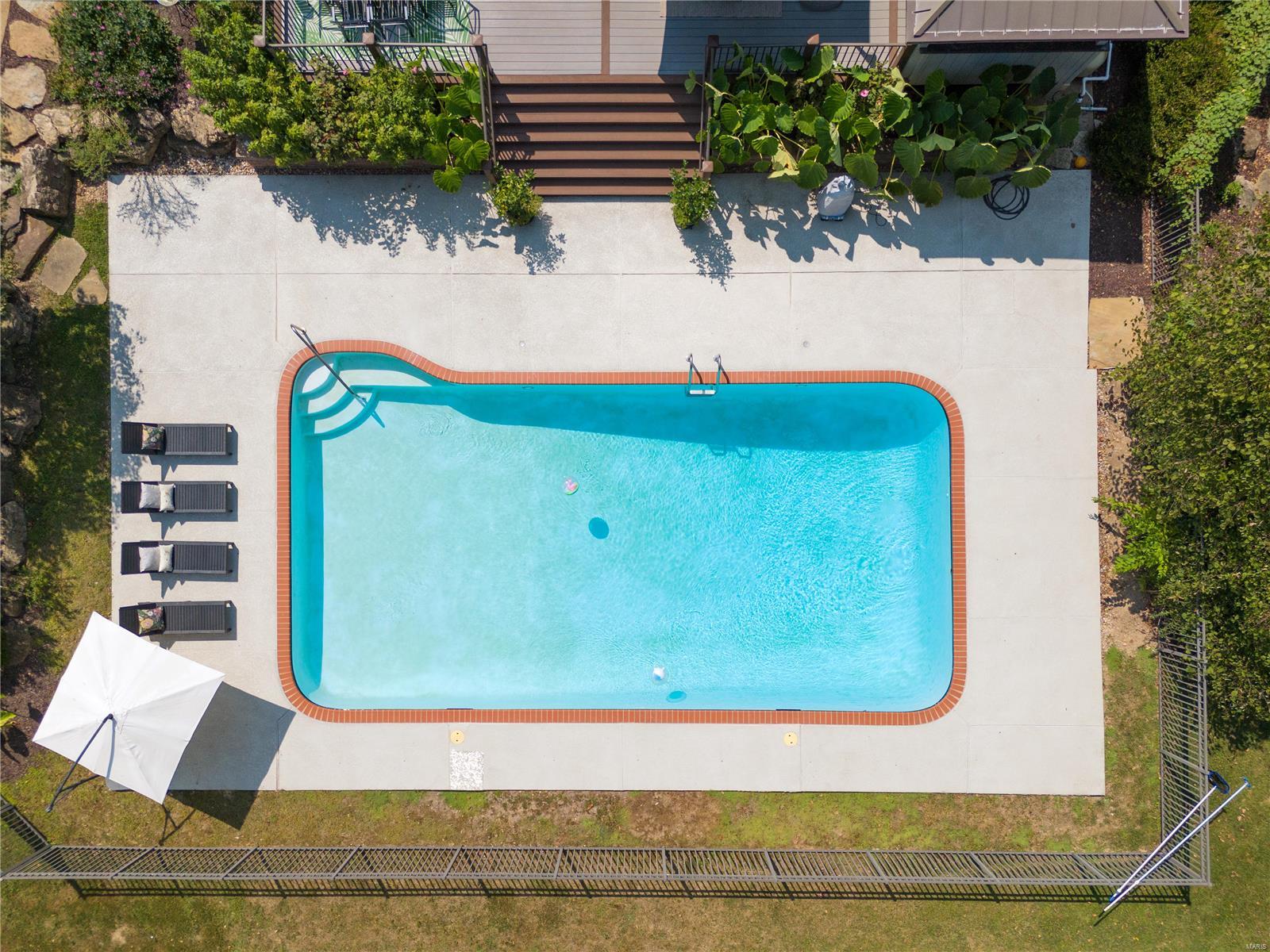 1947 Grassy Ridge Road Kirkwood, MO 63122 - Photo 40 of 42