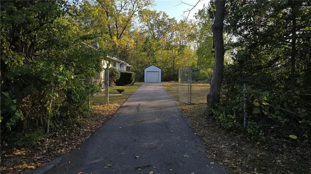 $225,000 | 6501 East 56th Street, Kansas City, MO 64129