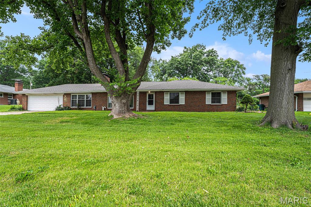 2291 Redman Road St. Louis, MO 63136 - Photo 2 of 23 Gallery Image 2