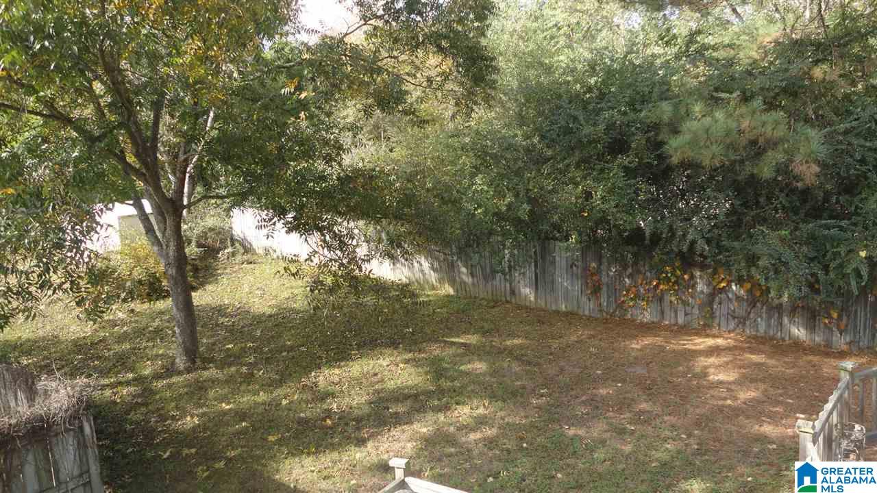 618 Valleyview Drive Pelham, AL 35124 - Photo 5 of 17