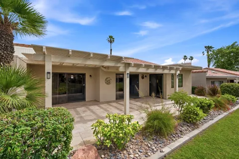 $405,000 | 40271 Baltusrol Circle, Palm Desert, CA 92211