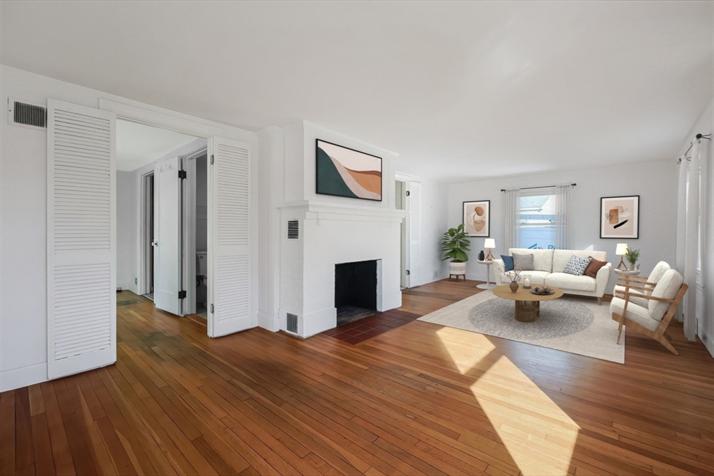 342 Old Connecticut Path Framingham, MA 01701 - Photo 4 of 16