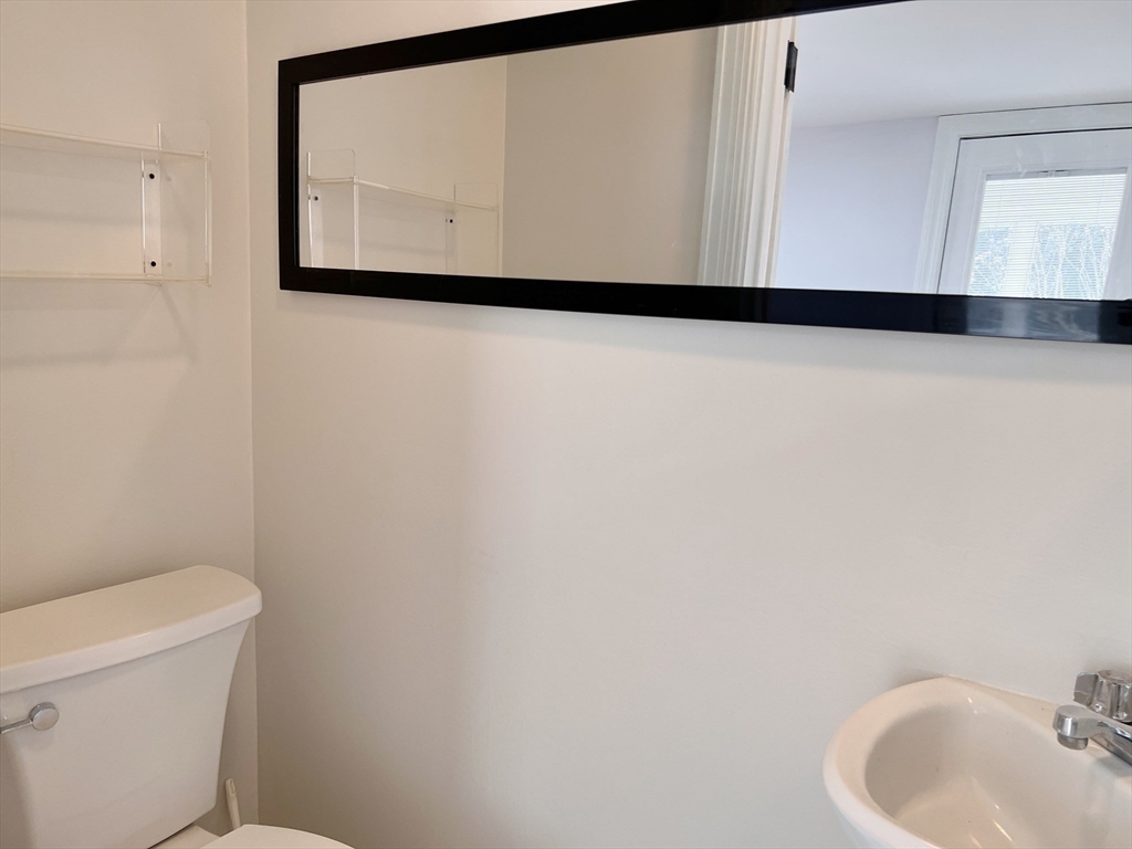 342 Old Connecticut Path Framingham, MA 01701 - Photo 8 of 16