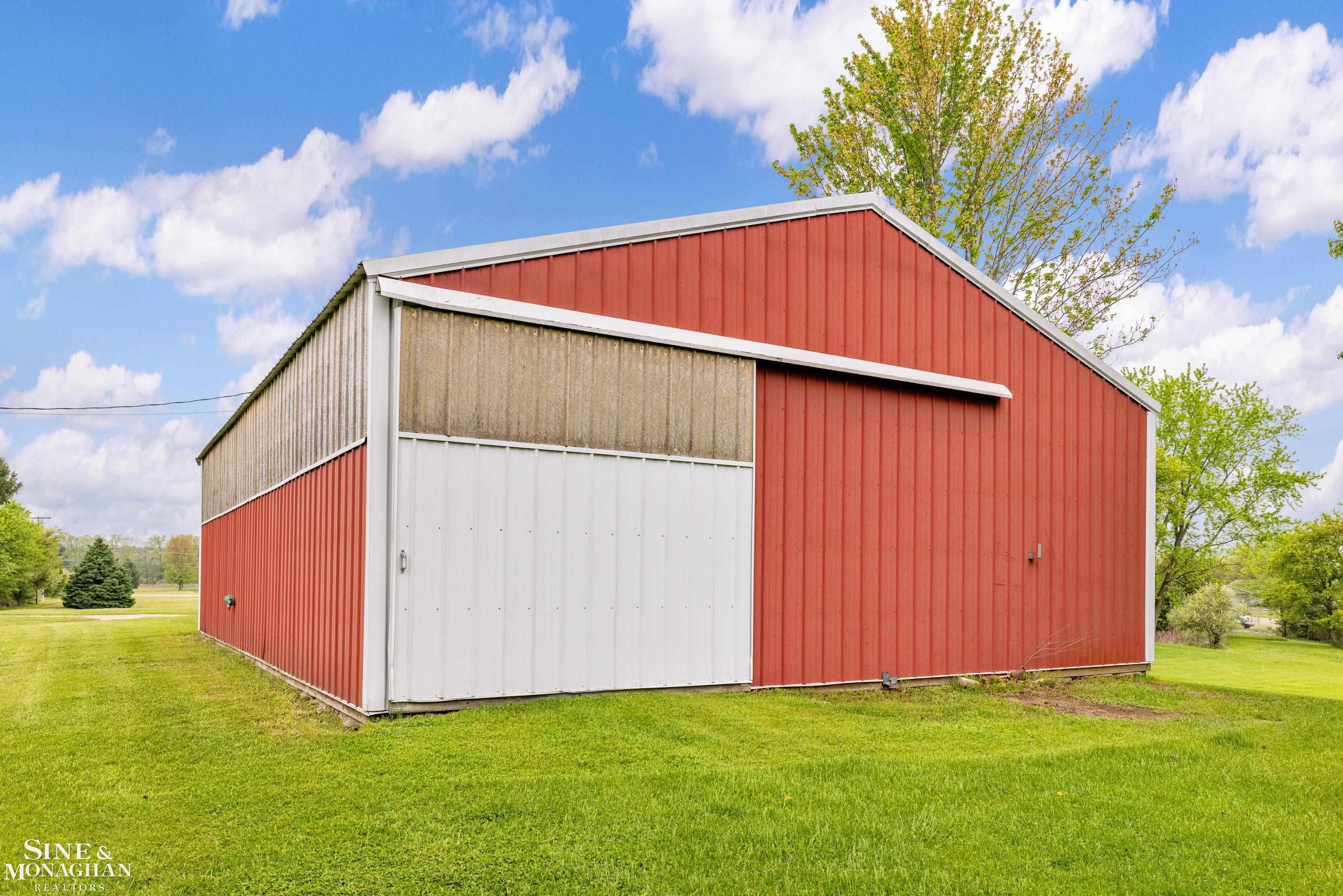 8295 Farley Road Pinckney, MI 48169 - Photo 54 of 85