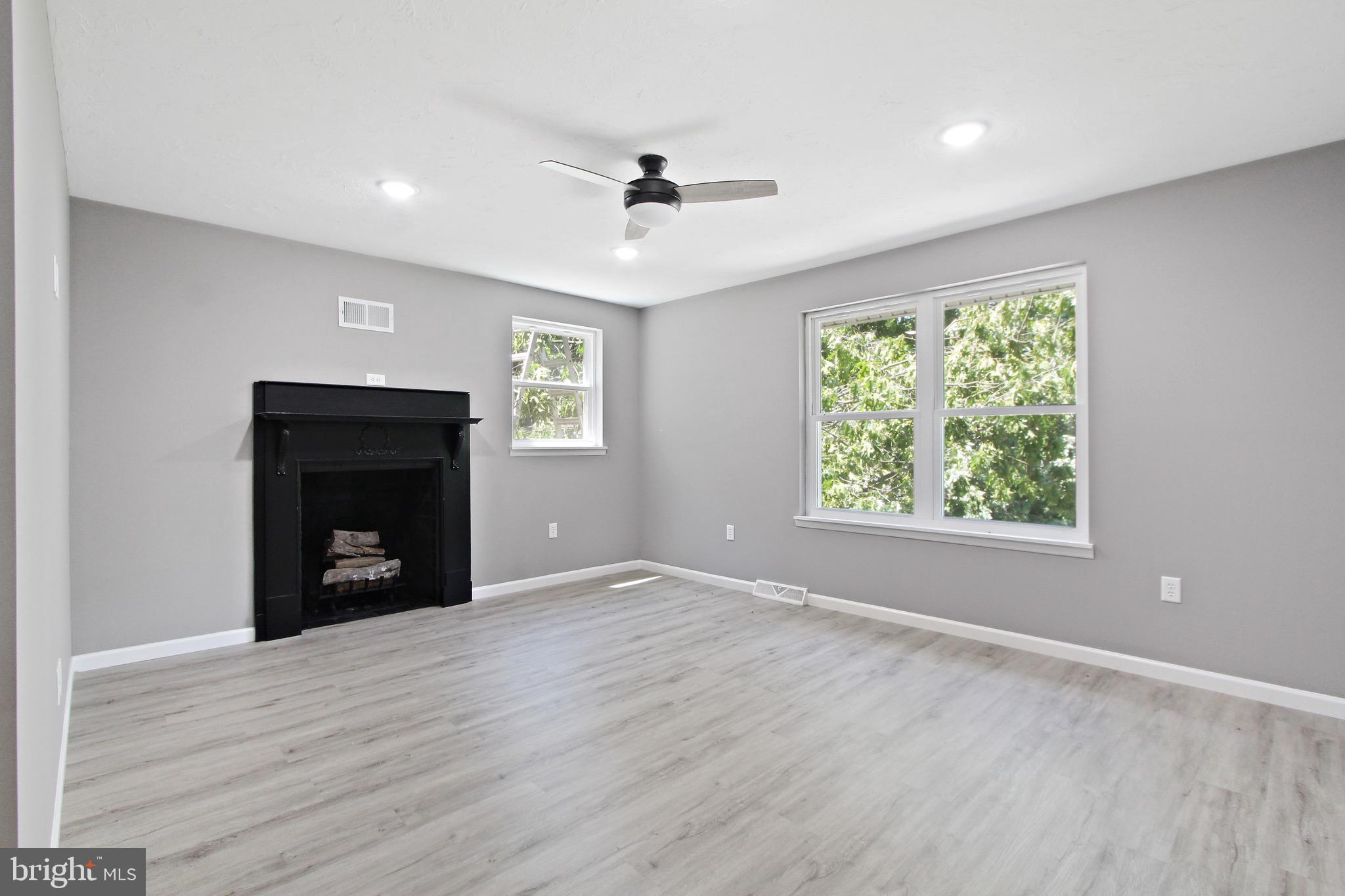 2450 Deininger Road York, PA 17406 - Photo 2 of 29 Gallery Image 2