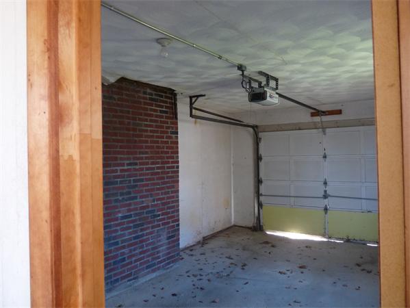 23 Bernard Road Woburn, MA 01801 - Photo 8 of 9 Gallery Image 8