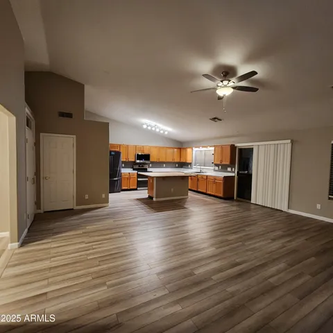 $1,950 | 14230 North 152nd Lane, Surprise, AZ 85379