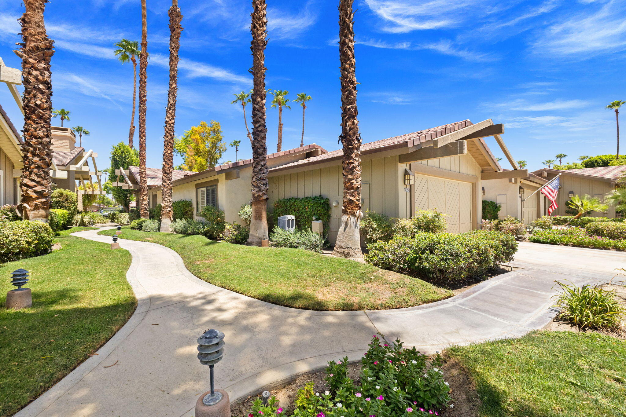 360 Red River Road Palm Desert, CA 92211 - Photo 2 of 38 3-web-or-mls-8M4A4807