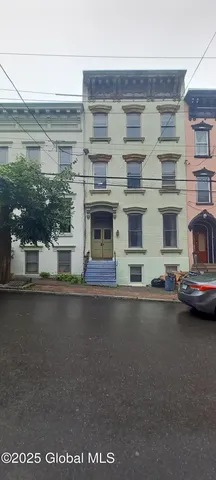 $1,450 | 11 Elm Street, Unit 3, Albany, NY 12202