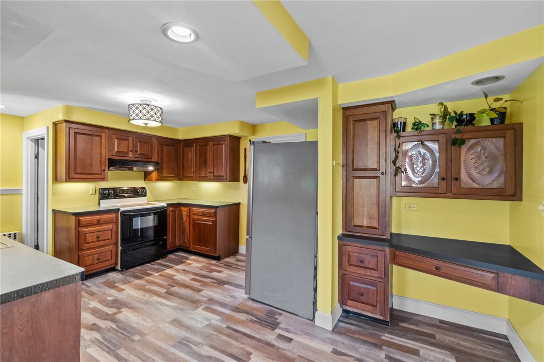 54 Durfee Road Tiverton, RI 02878 - Photo 11 of 46