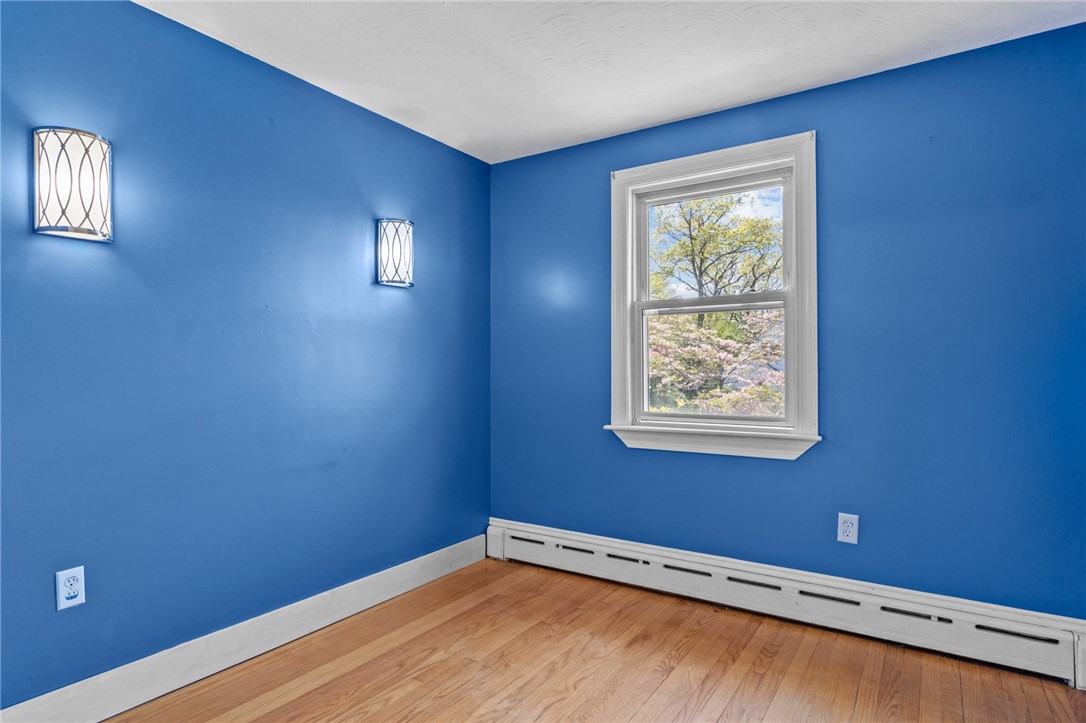 54 Durfee Road Tiverton, RI 02878 - Photo 19 of 46