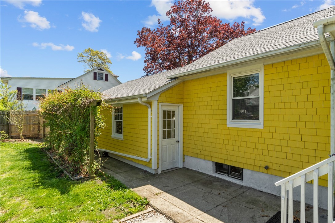 54 Durfee Road Tiverton, RI 02878 - Photo 40 of 46