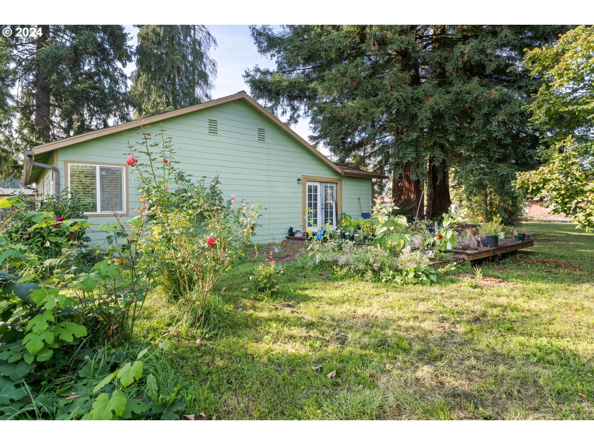 4033 Camellia Street Springfield, OR 97478 - Photo 21 of 30 Gallery Image 21