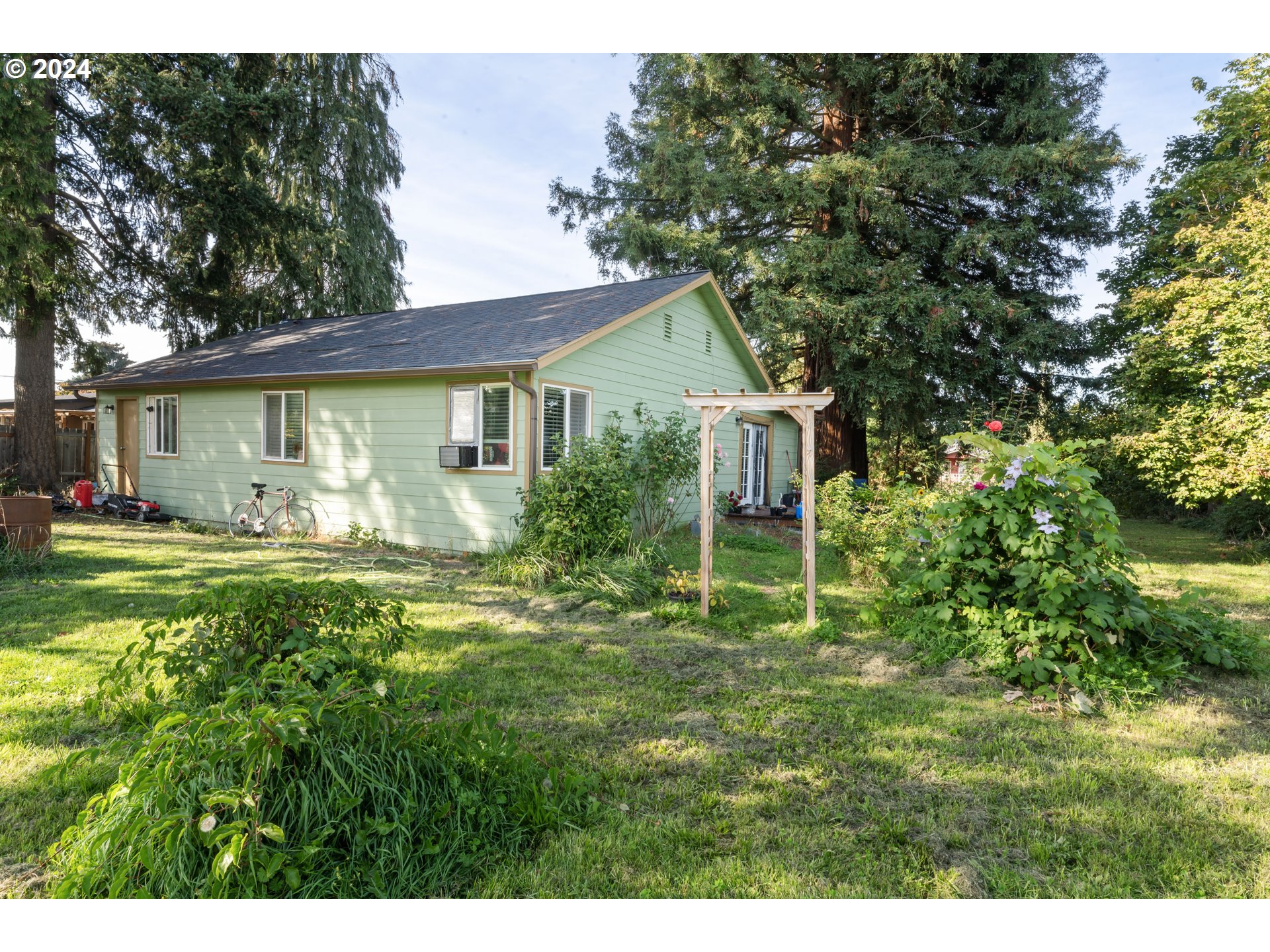 4033 Camellia Street Springfield, OR 97478 - Photo 22 of 30 Gallery Image 22